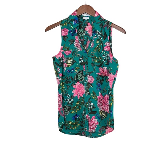 Express Tops - [•Express•] Floral Sleeveless Green Top
